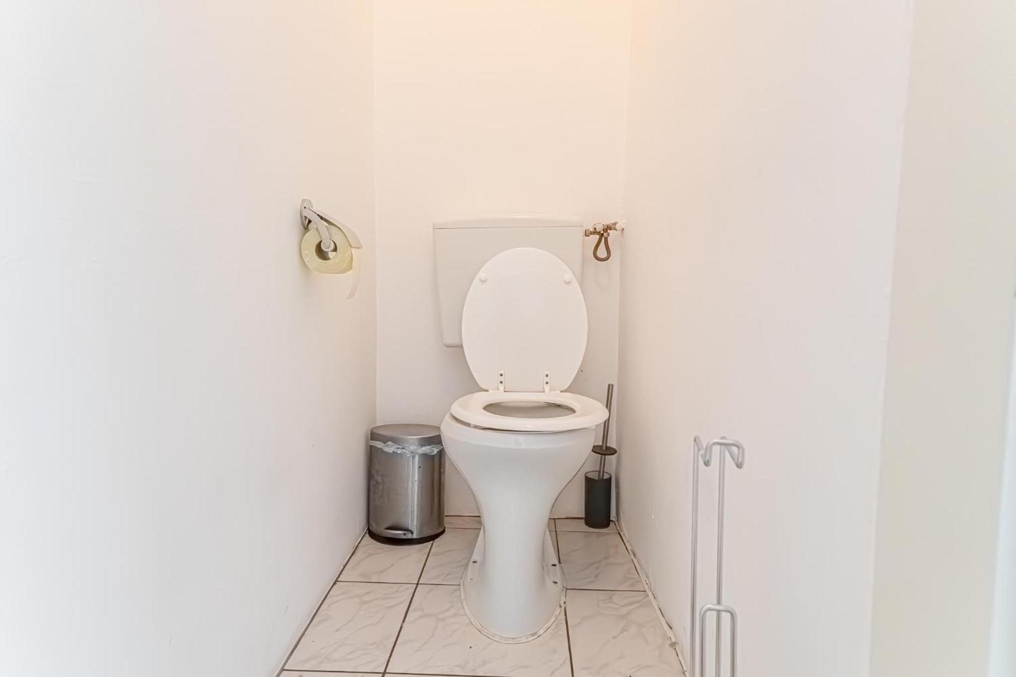 Stylish 1Br Apartment- Near Westbahnhof U3&U6 Wenen Buitenkant foto
